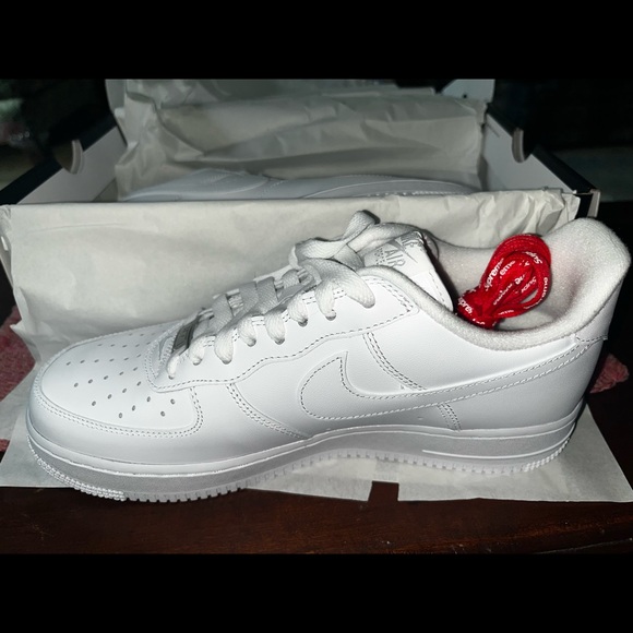 Nike | supreme x Air Force 1 Low’ | Box logo - white | size M8.5 | Brand new!! - Picture 12 of 13